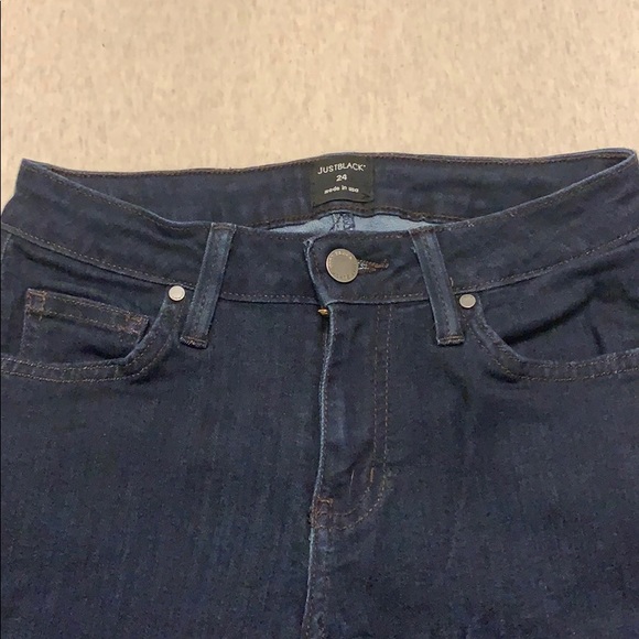 Jeans - Picture 3 of 4